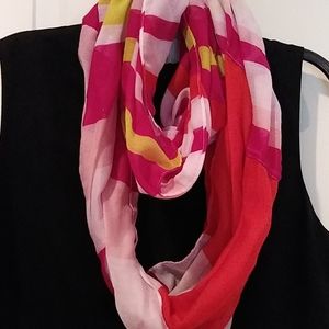 Infinity scarf lightweight.